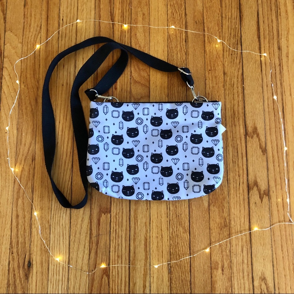 Cat and Gems shoulder bag! NWT